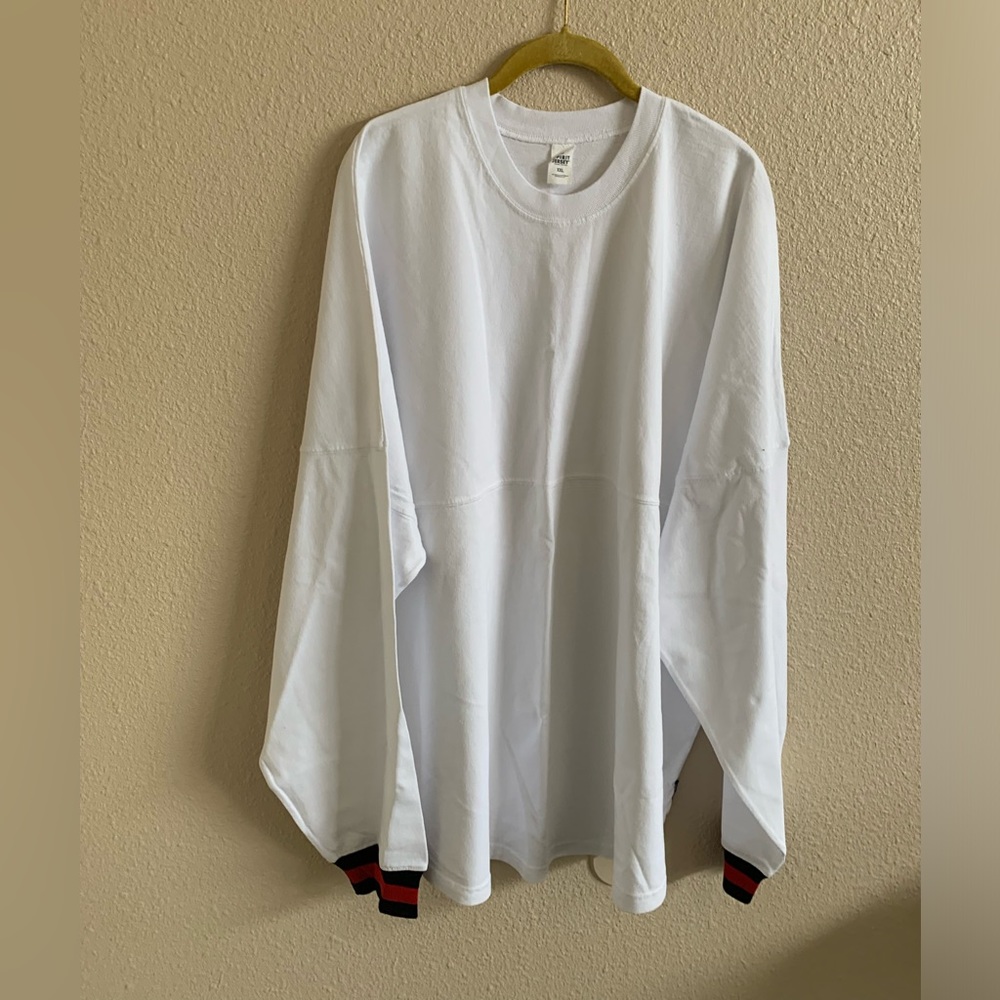 Spirit Jersey White with black and red cuffs (XXL) NWOT🌴
